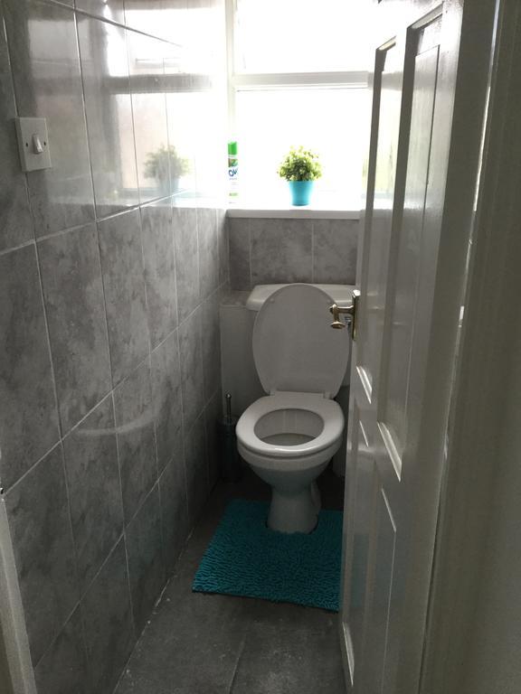 Вілла 4 Bed House Next To Basildon Town Centre Екстер'єр фото