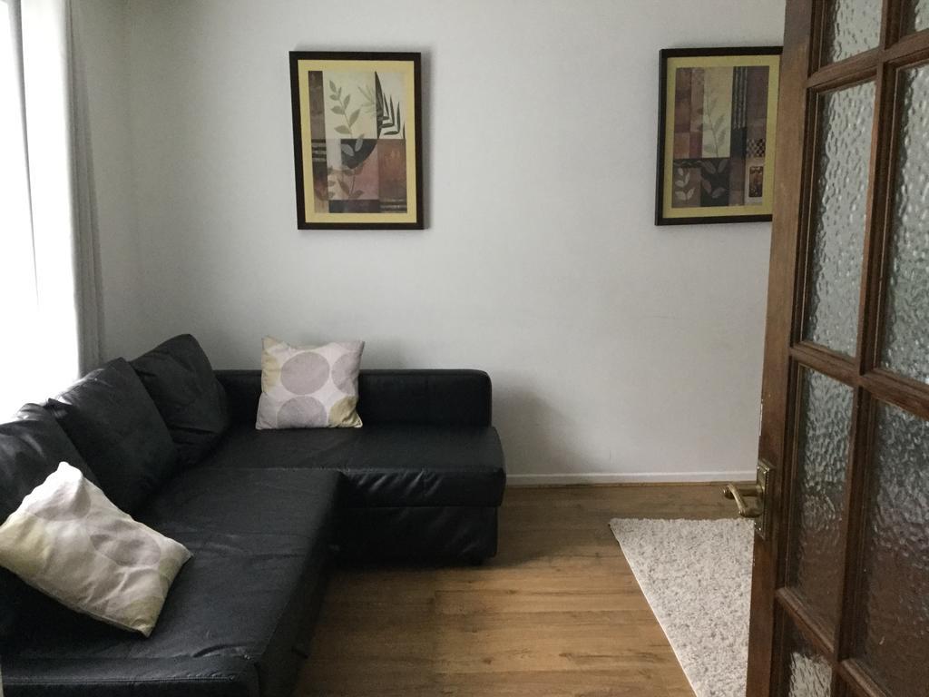 Вілла 4 Bed House Next To Basildon Town Centre Екстер'єр фото